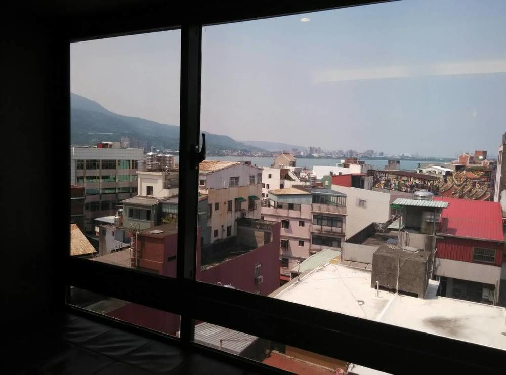 Open Room Hotel Tamsui Buitenkant foto