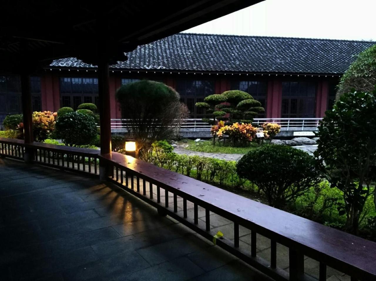 Open Room Hotel Tamsui Buitenkant foto