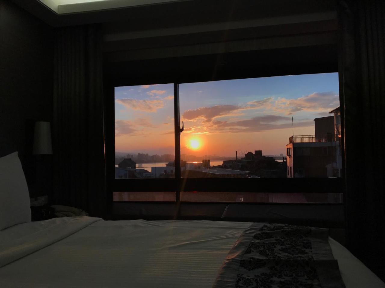 Open Room Hotel Tamsui Buitenkant foto