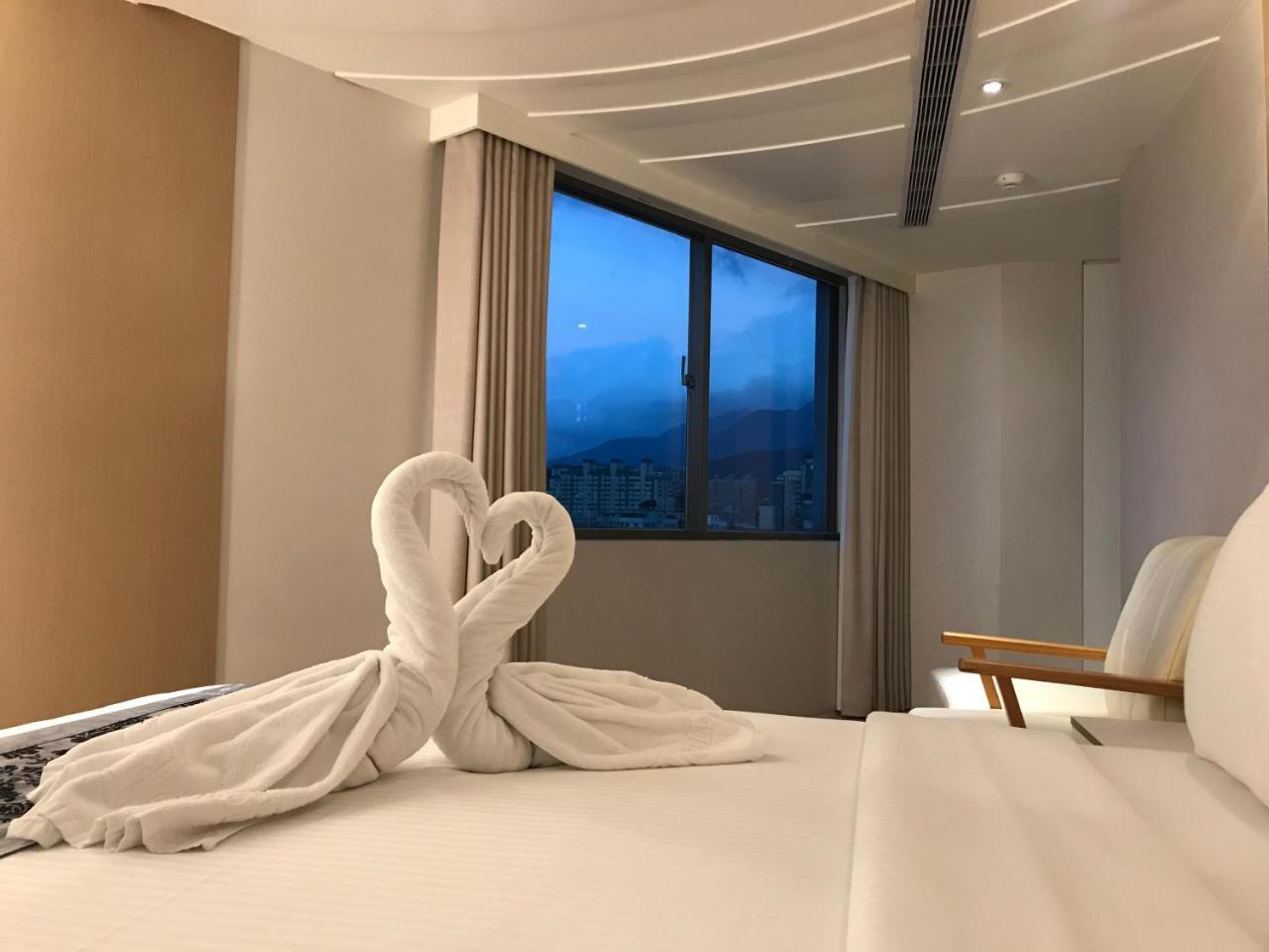 Open Room Hotel Tamsui Buitenkant foto