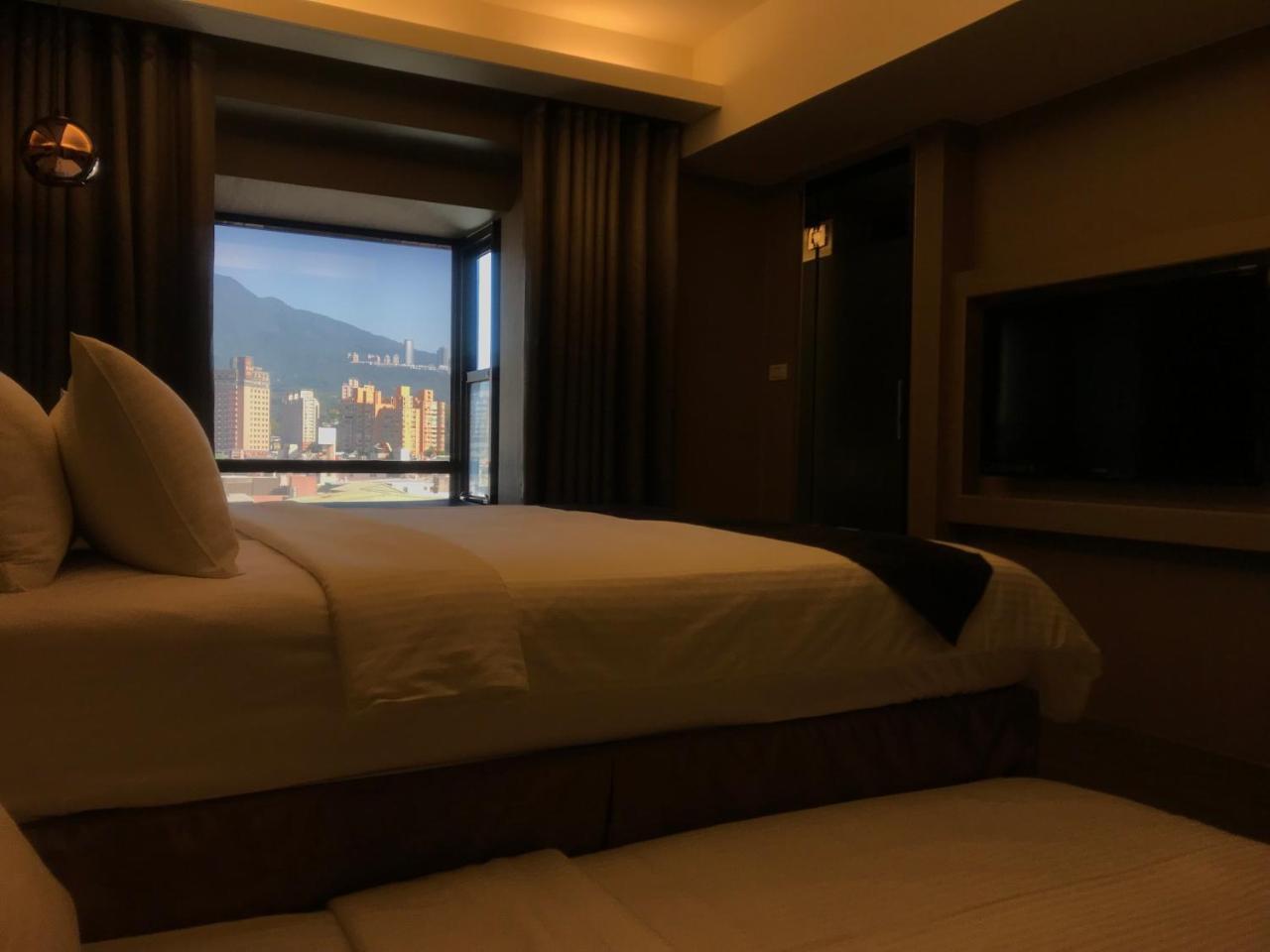Open Room Hotel Tamsui Buitenkant foto